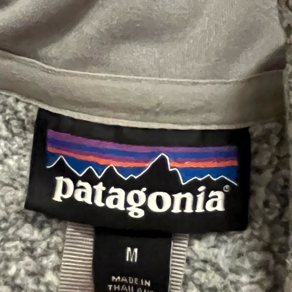 Patagonia Better Sweater 1/4 Zip- Embroidery on Sleeve - Picture 4 of 6